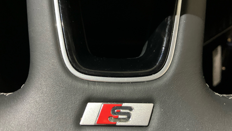 Audi Q2 35 TFSI S Line 5dr S Tronic Petrol Estate